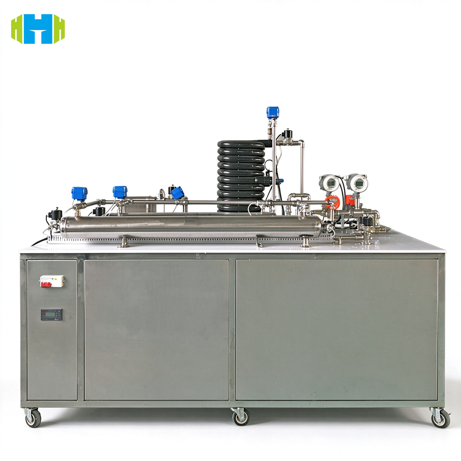 Heat exchanger performance test bench for thermal engineering laboratories